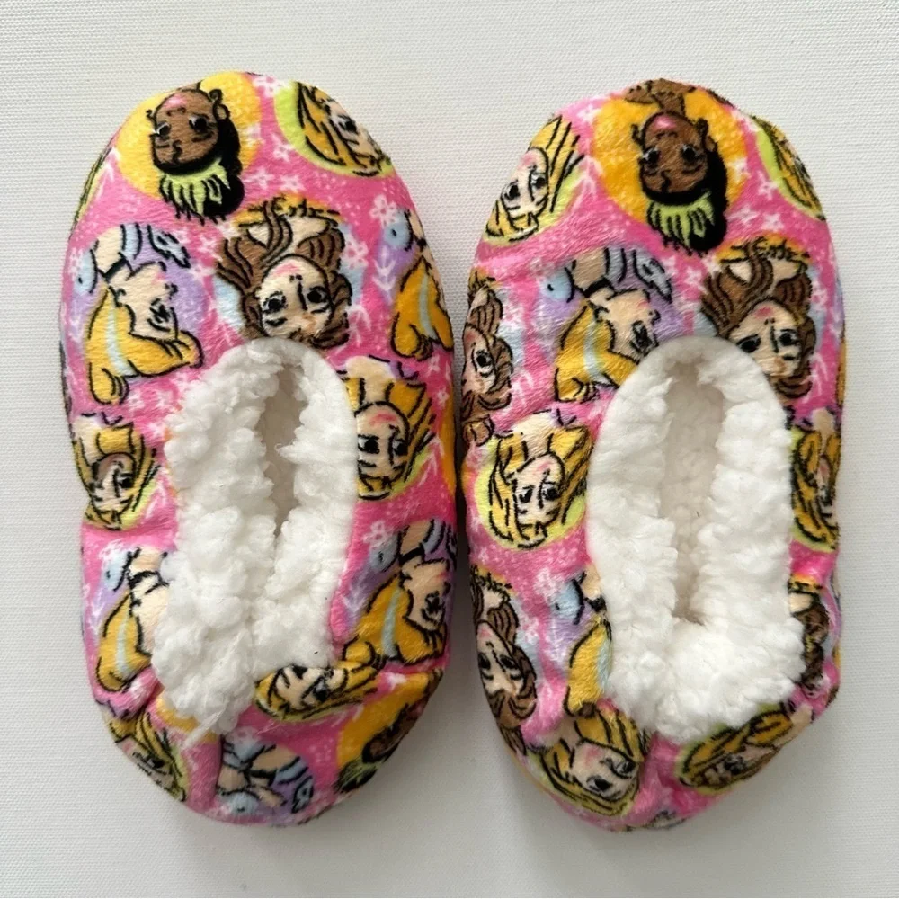 Disney Princesses Fuzzy Slipper Socks Size 3T-4T